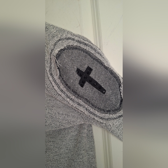 Vocal Embellished Gray Sweater with Black Cross Design Sz M WESTEEN BOHO WHYMSIG - Picture 8 of 9